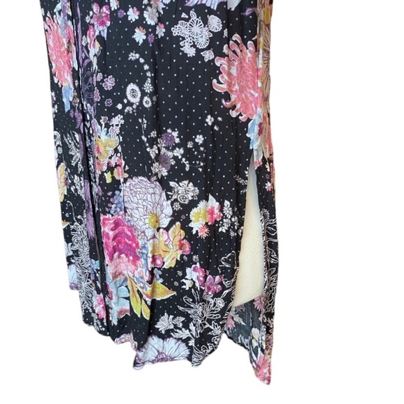 Maeve Anthropologie Floral Button Down With Shirttail Hem - Picture 6 of 10